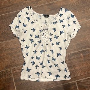 Rue21 butterfly shirt with adjustable lace top